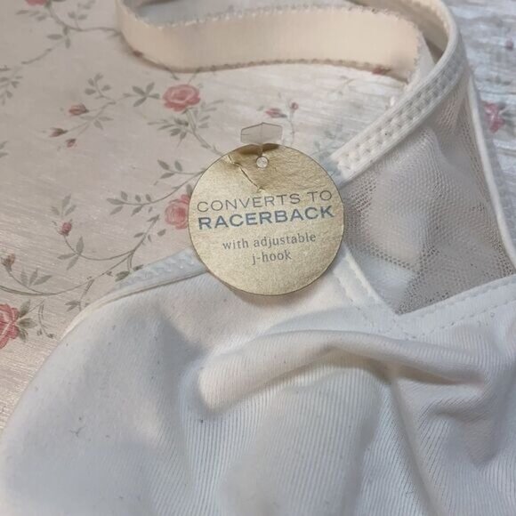 Wacoal Womens White Adjustable Racerback Bra Size 30 With J-Hook Convertible Str - Picture 3 of 5